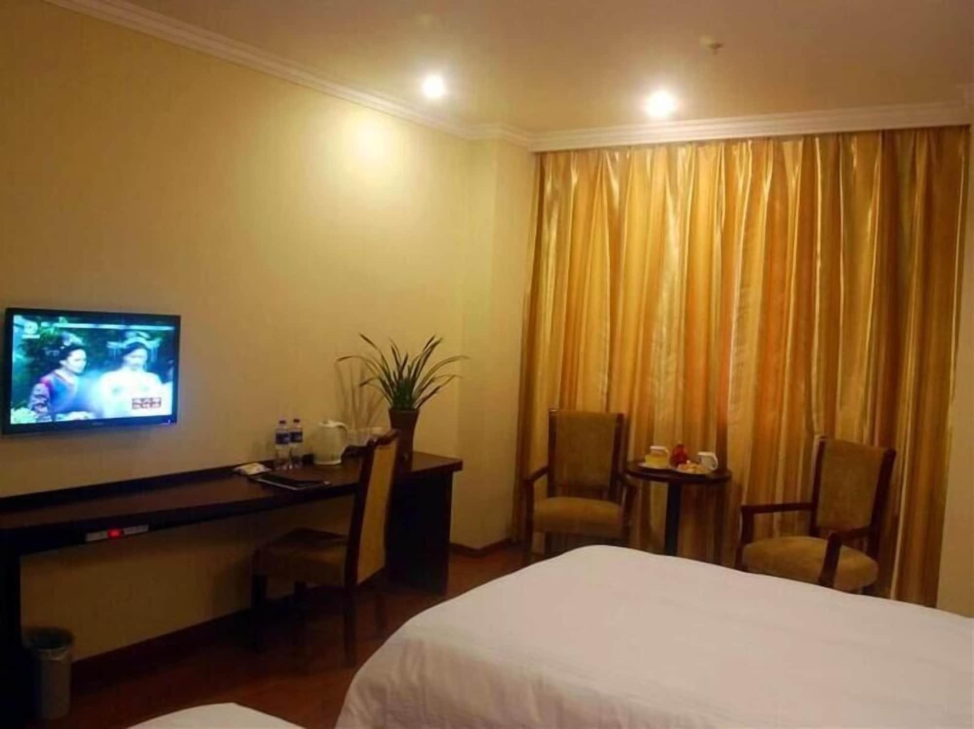 Greentree Inn Jiangsu Nantong Rugao Haiyang Road Tiancheng Business Hotel Exterior photo